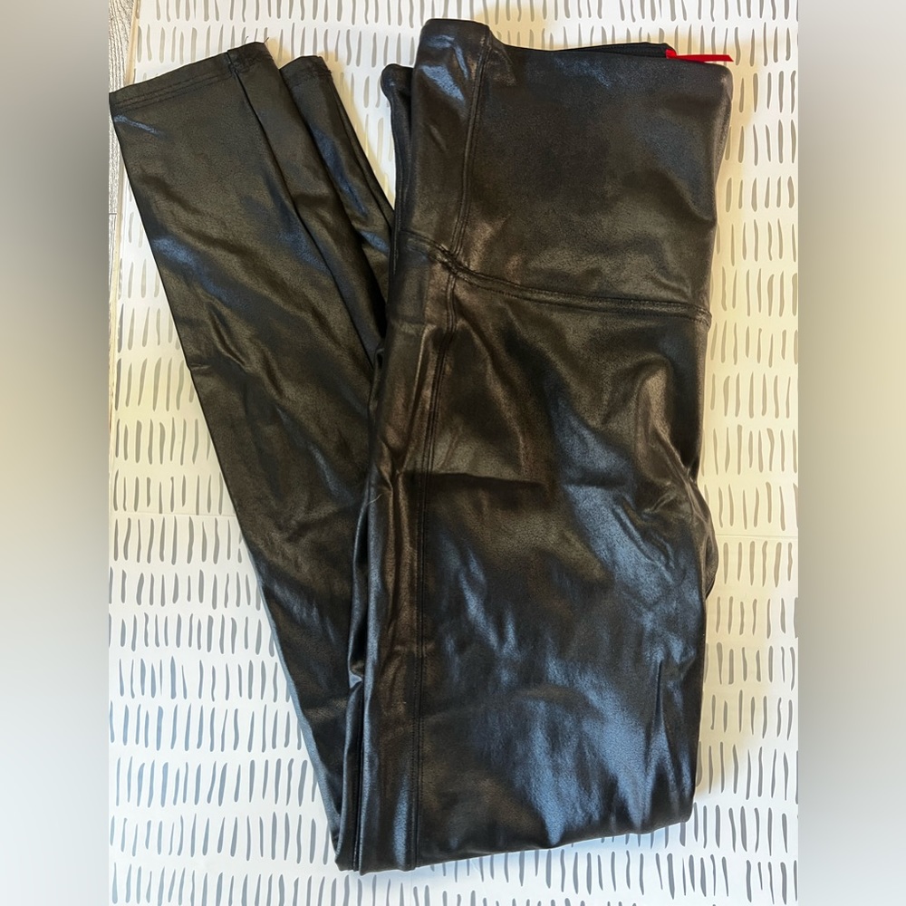 Faux Spanx leather leggings